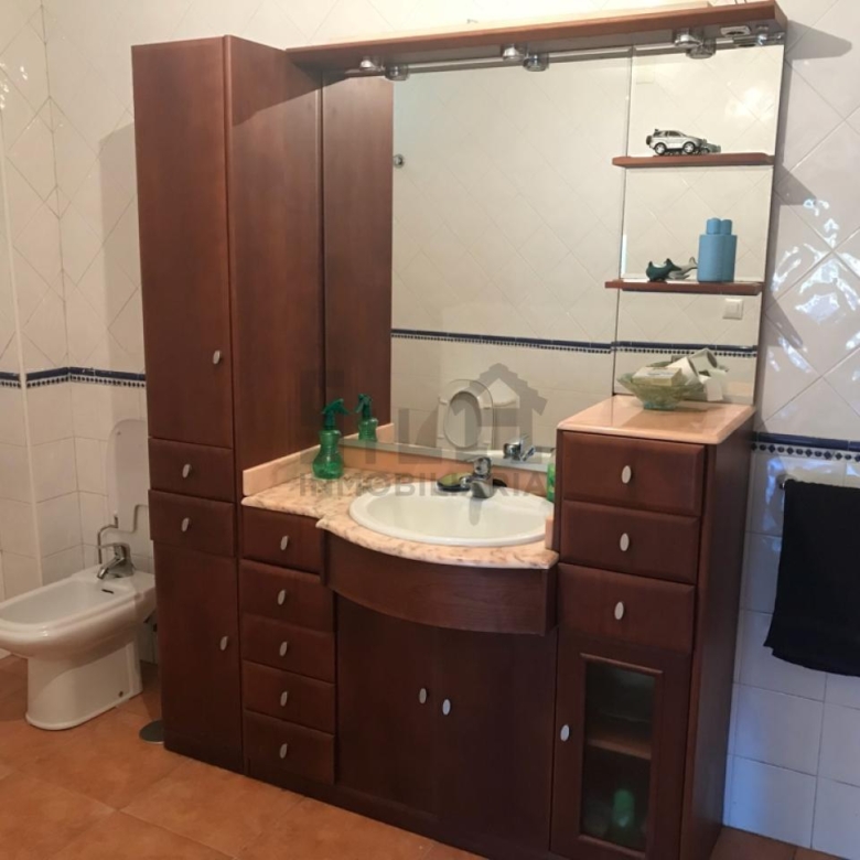 SE VENDE CASA EN CASTADÓN