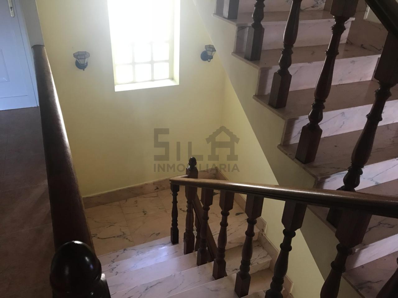 SE VENDE CASA EN CASTADÓN