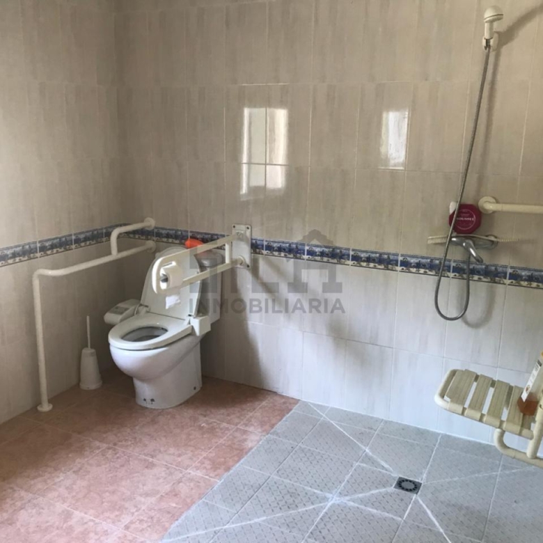 SE VENDE CASA EN CASTADÓN