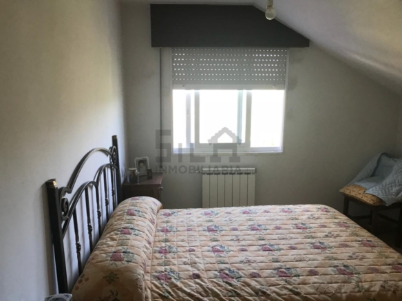 SE VENDE CASA EN CASTADÓN
