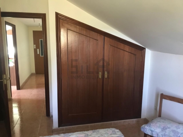 SE VENDE CASA EN CASTADÓN
