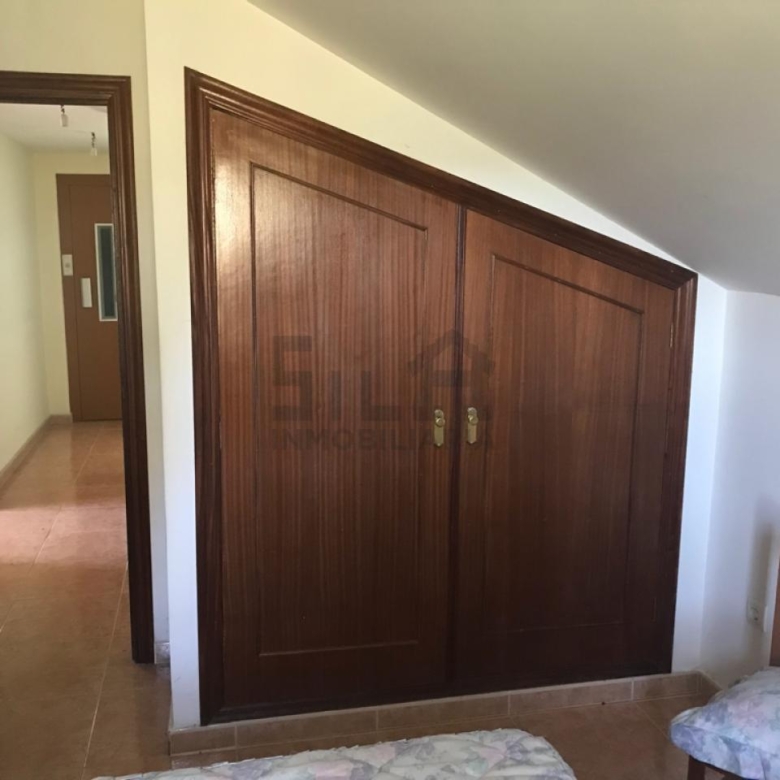 SE VENDE CASA EN CASTADÓN