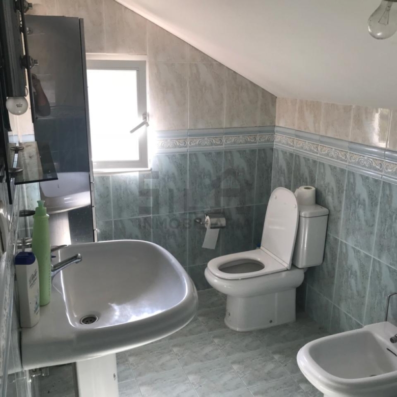 SE VENDE CASA EN CASTADÓN