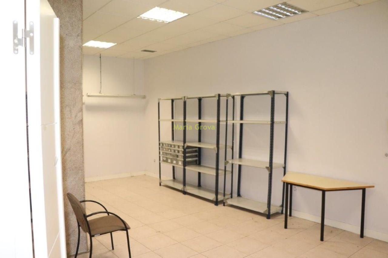 154080402700013471_15408039351 Local Comercial en Vigo