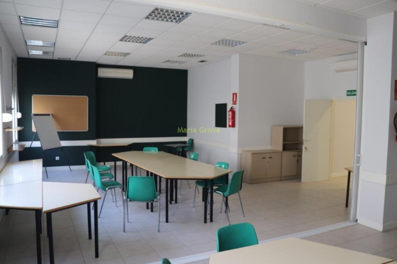 154080402700013471_15408039358 Local Comercial en Vigo