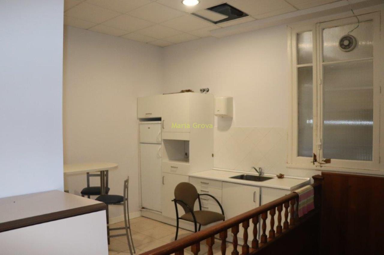 154080402800013471_15408039364 Local Comercial en Vigo