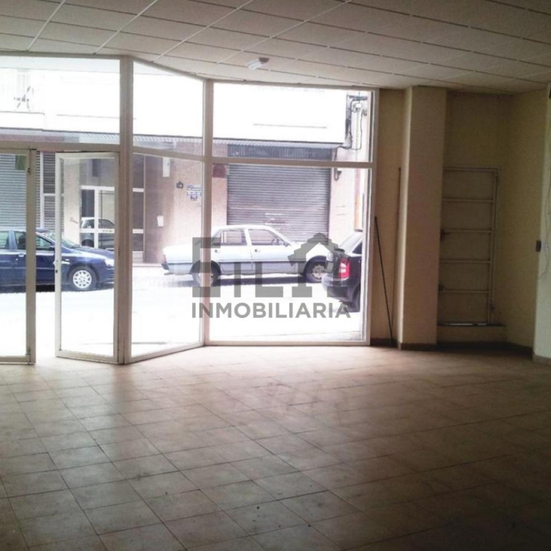 SE ALQUILA BAJO COMERCIAL ZONA VEINTIUNO
