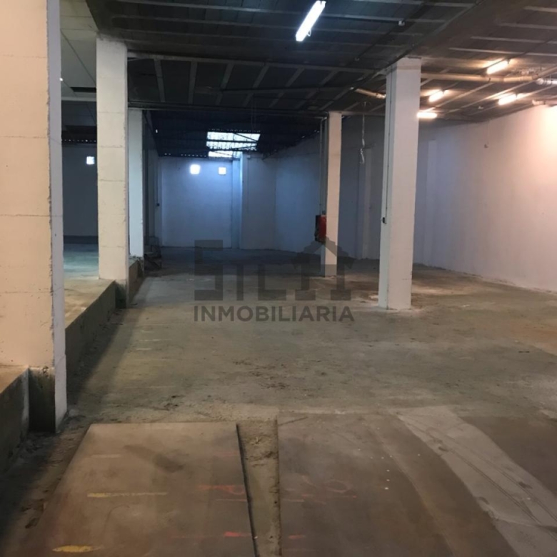 ALQUILER BAJOS COMERCIALES VEINTIUNO