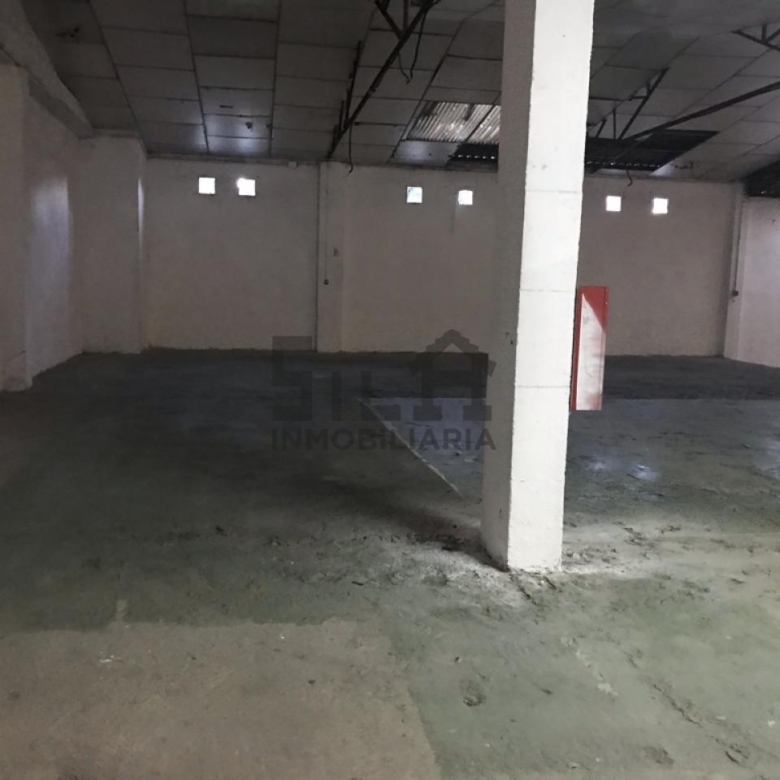 ALQUILER BAJOS COMERCIALES VEINTIUNO