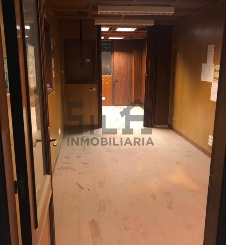 ALQUILER BAJOS COMERCIALES VEINTIUNO