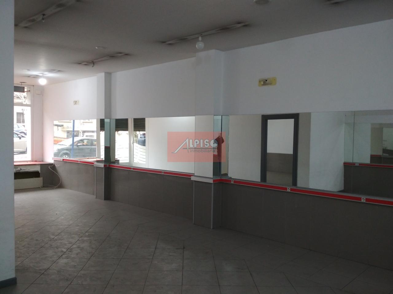 154773861500014192_15477381468 Alquiler Bajo Zona Jardín Posio