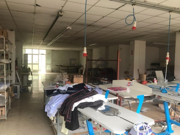 SE ALQUILA LOCAL EN VISTAHERMOSA