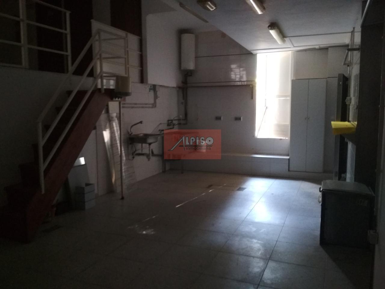 155327934800014766_15532792126 Local Comercial en Ourense
