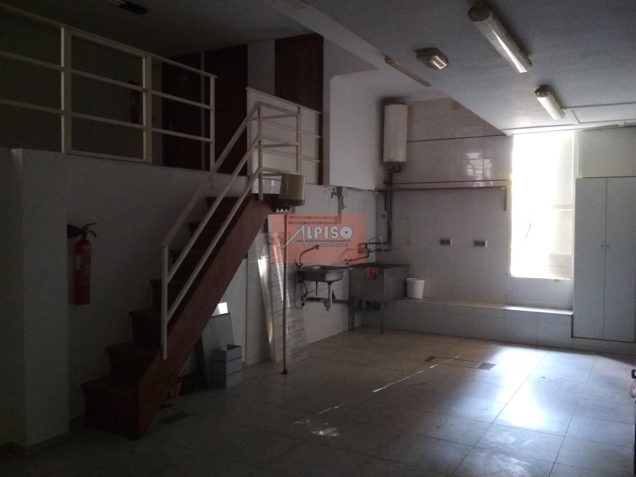 155327934800014766_15532792188 Local Comercial en Ourense