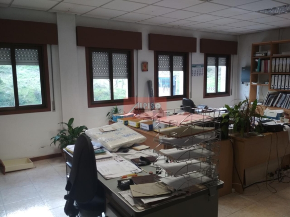 Nave Industrial en Ourense