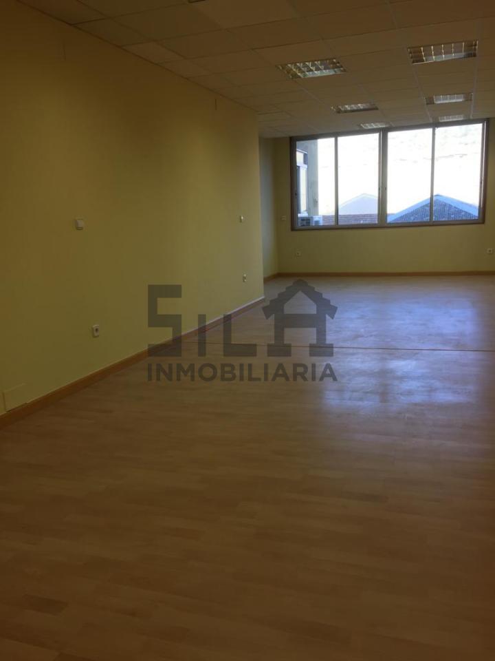 156328582200014083_15632749246 SE ALQUILA OFICINA CALLE DEL PASEO