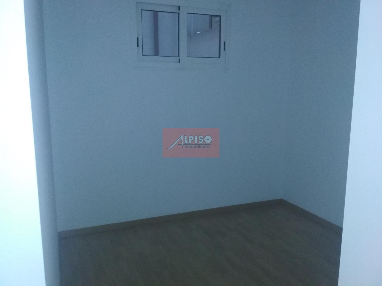 156813750500015765_15681343850 Oficina en Ourense