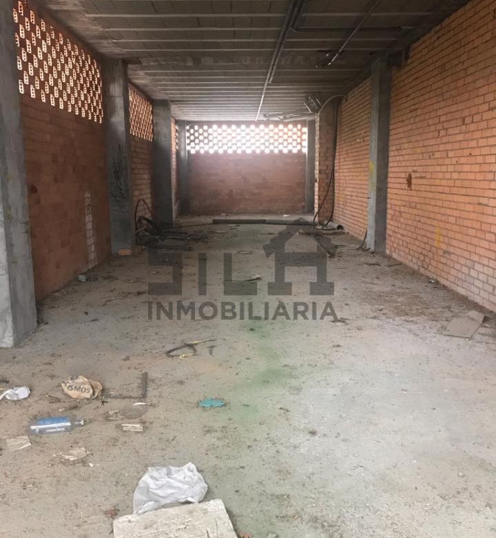 VENTA BAJOS URBANIZ. NUEVA BARROCANES