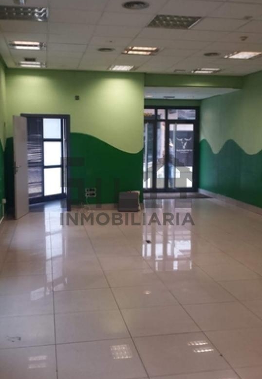 ALQUILER LOCAL EN CALLE ERVEDELO