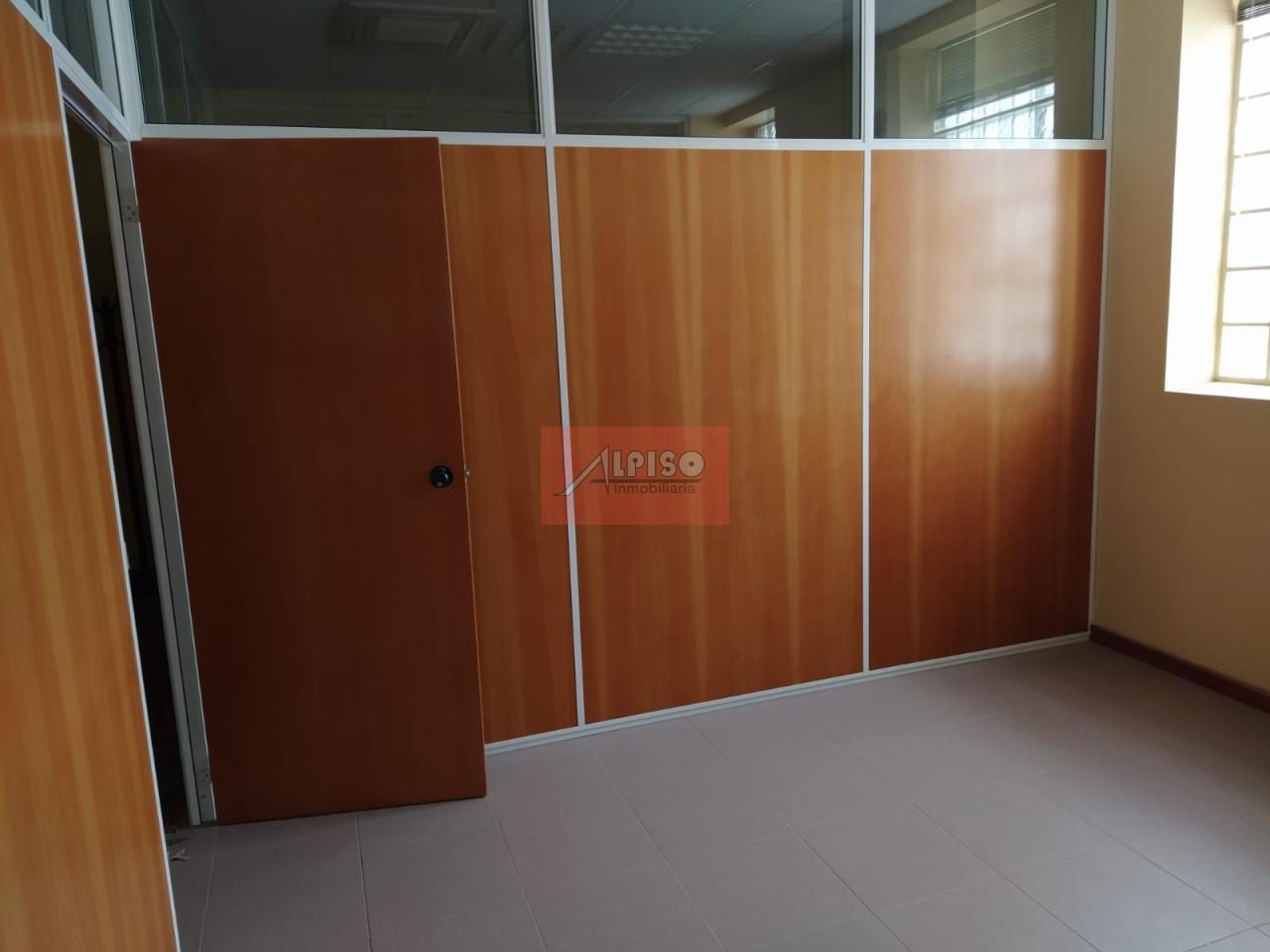 157978013000016426_15797799492 Oficina en Ourense