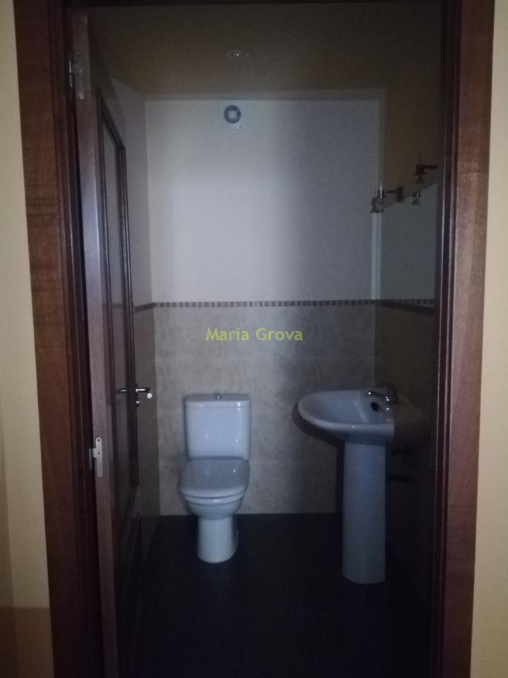 158988452800016951_15898843632 Local Comercial en Vigo