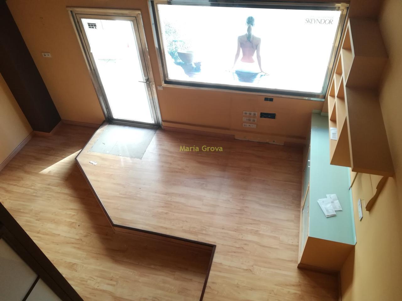 158988452900016951_15898843667 Local Comercial en Vigo