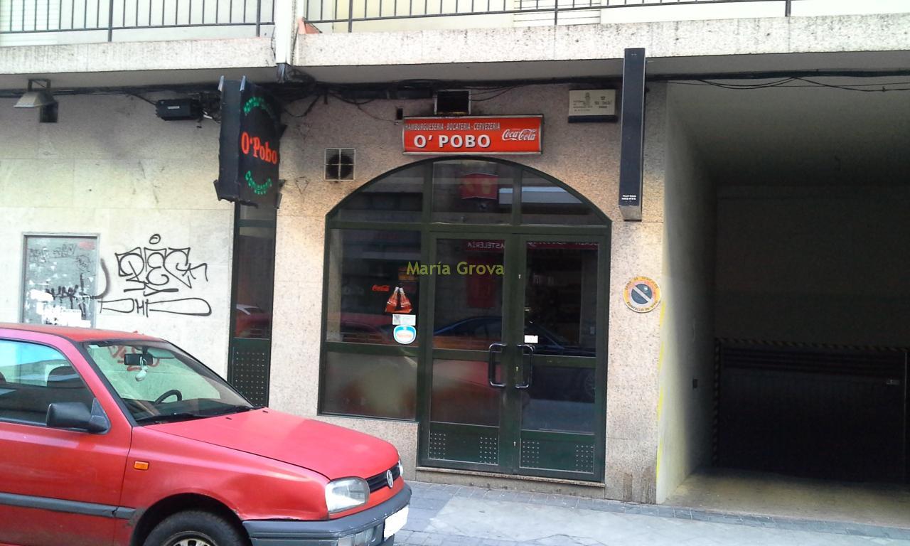 Local hamburguesería O Pobo, en Manolo Martínez