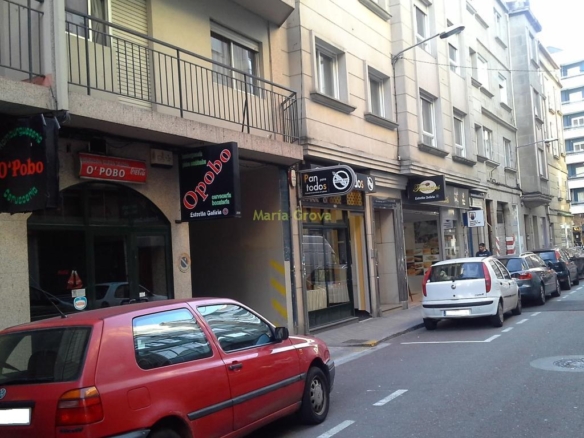 Local hamburguesería O Pobo, en Manolo Martínez