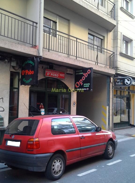 Local hamburguesería O Pobo, en Manolo Martínez