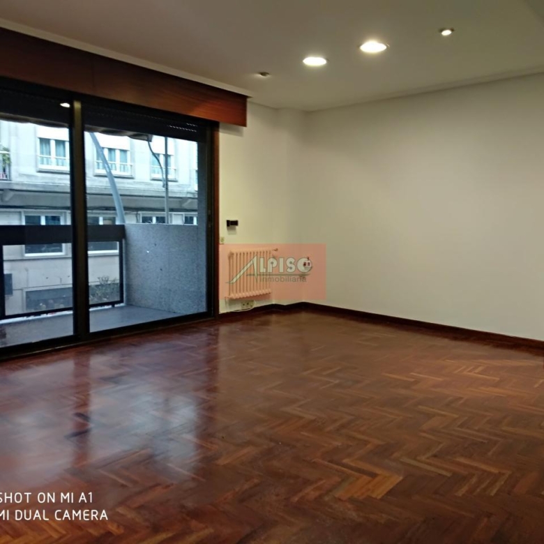 Oficina en Ourense