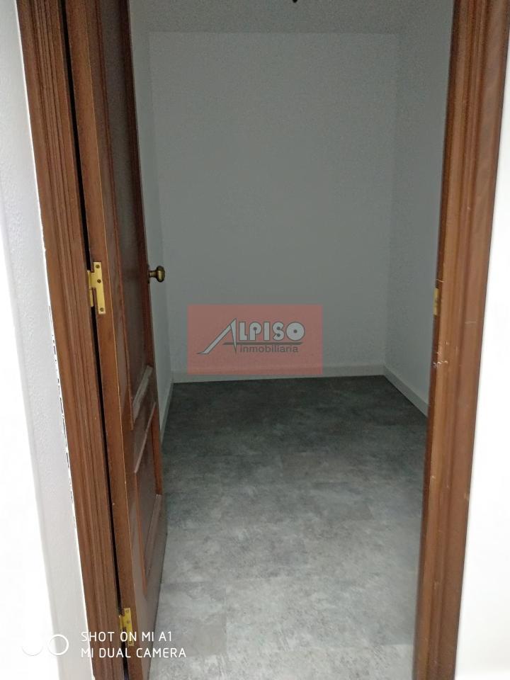161408237300018959_16140811605 Oficina en Ourense
