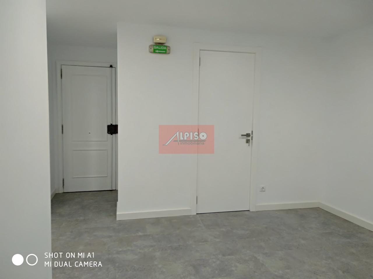 161408310000018960_16140828838 Oficina en Ourense