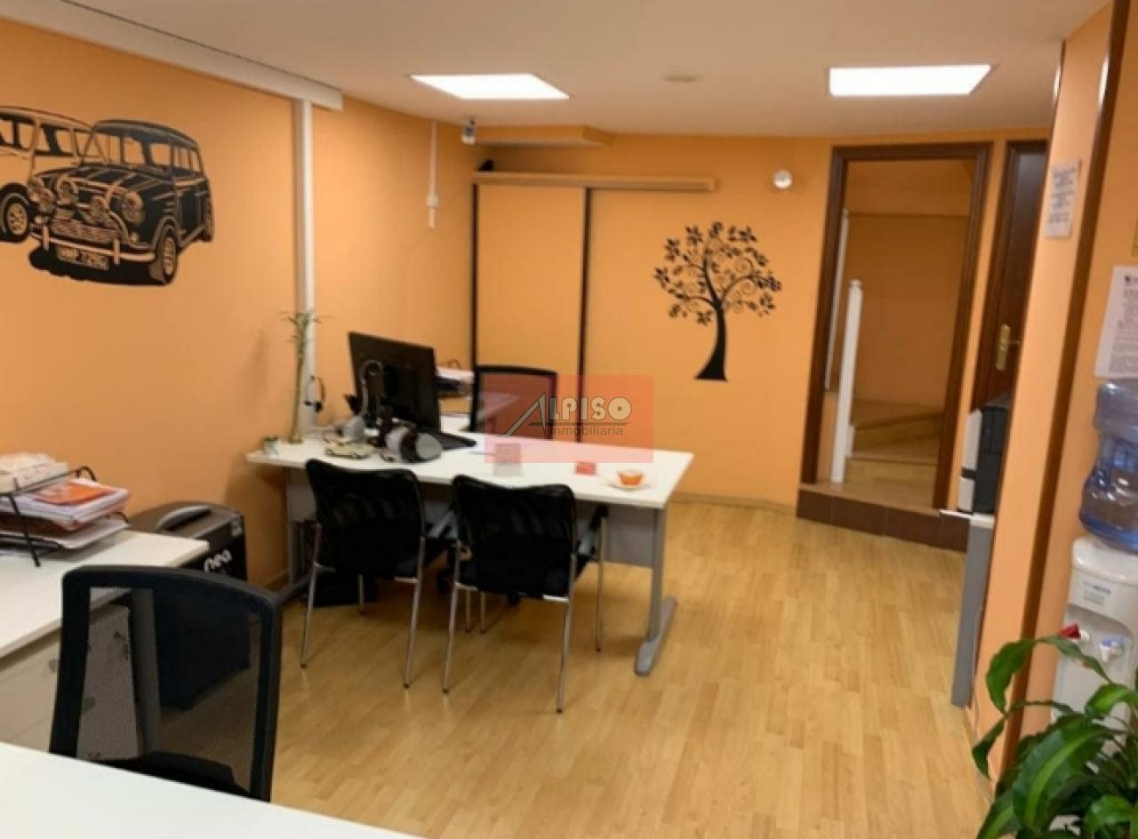 161539029900019152_16153668057 Oficina en Ourense