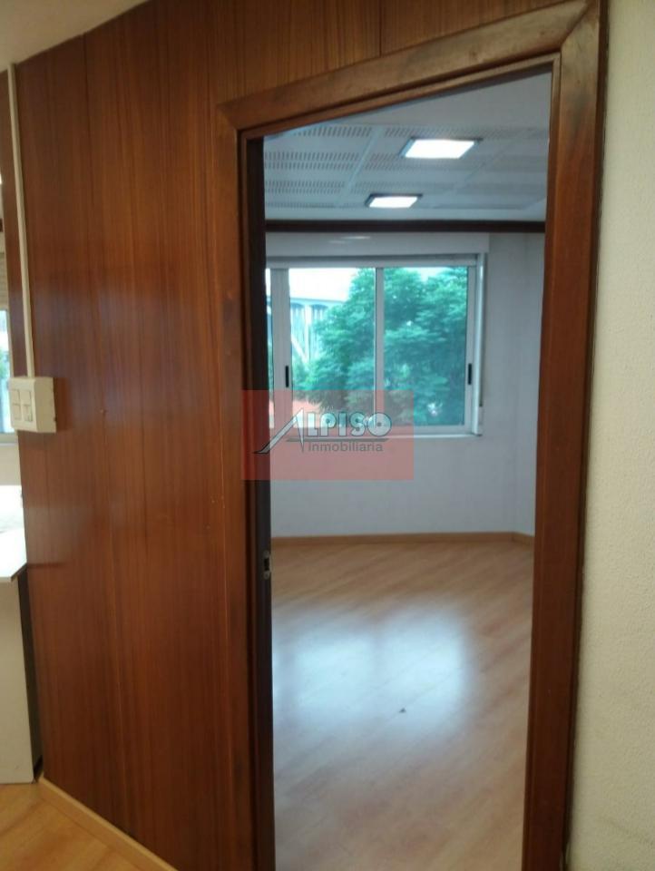161539030100019152_16153667984 Oficina en Ourense
