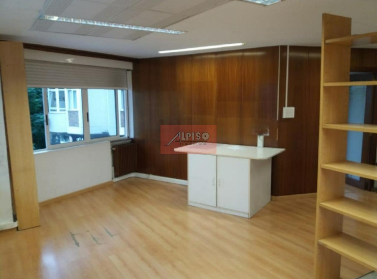 161539030200019152_16153667995 Oficina en Ourense