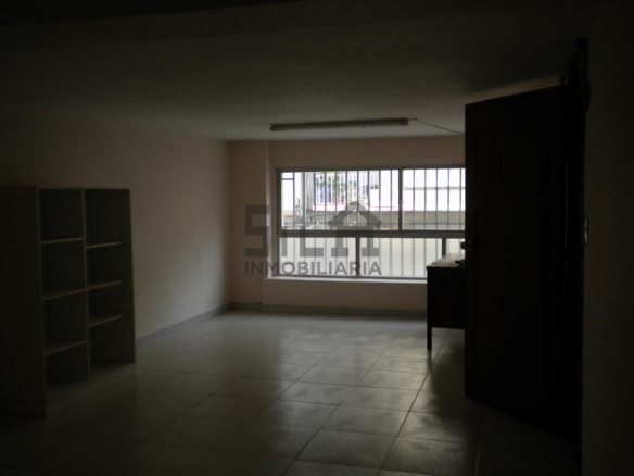 VENTA OFICINA EN COUTO