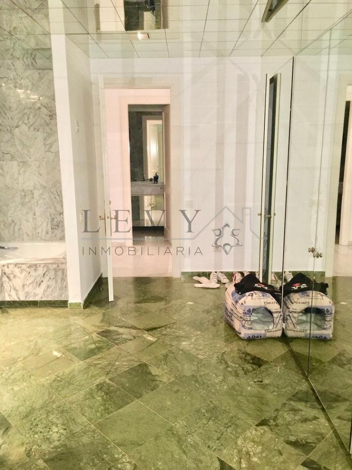 Apartamento en Puerto Banús