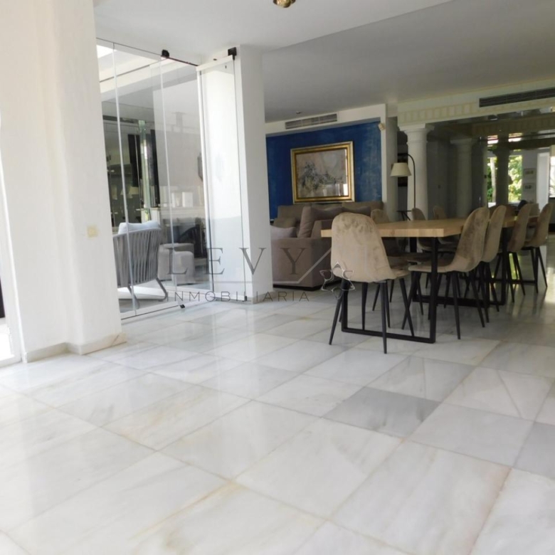 Apartamento en Puerto Banús