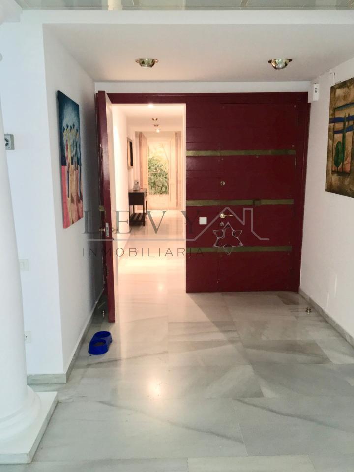 Apartamento en Puerto Banús