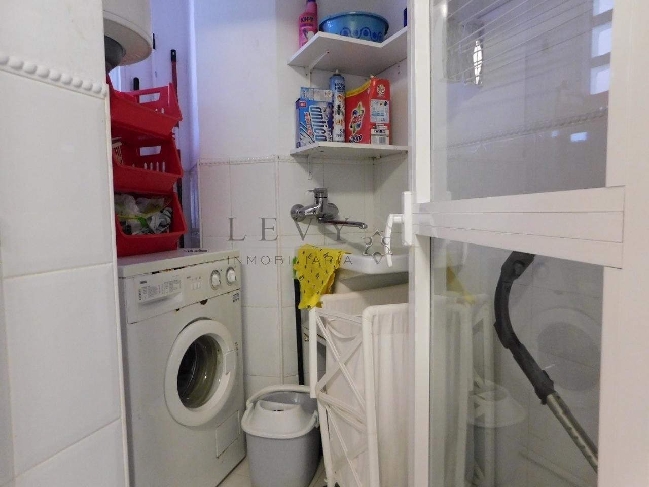 162453148900122179_16225343719 Apartamento en Puerto Banús