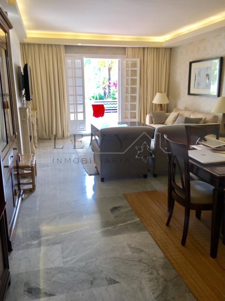 162453156900122185_16225340112 Apartamento en Marbella