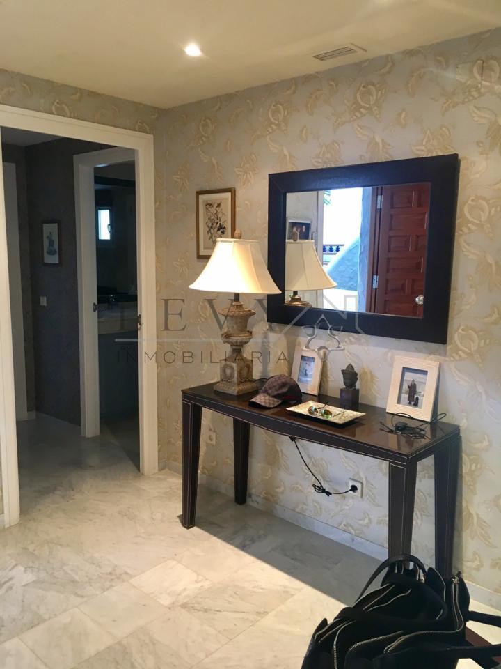 162453157400122185_16225340254 Apartamento en Marbella