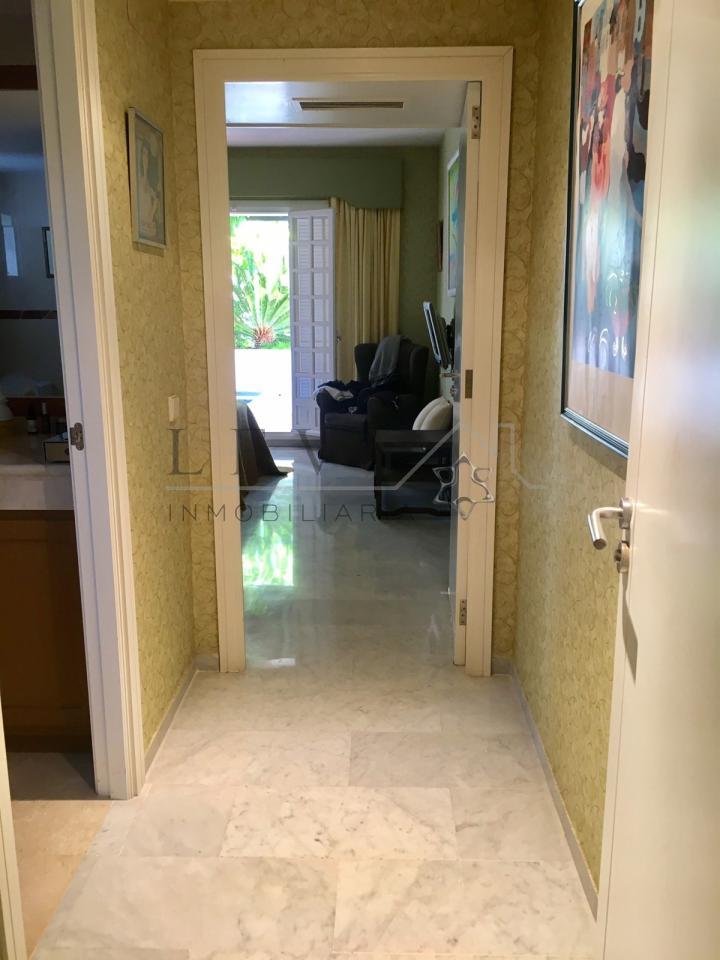 162453158200122185_16225340819 Apartamento en Marbella