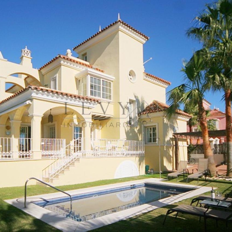 Chalet en Puerto Banús