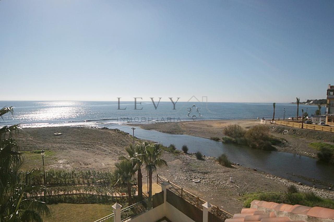 162453208800026529_16225337958 Chalet en Puerto Banús