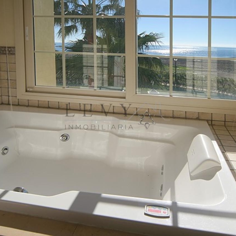 Chalet en Puerto Banús