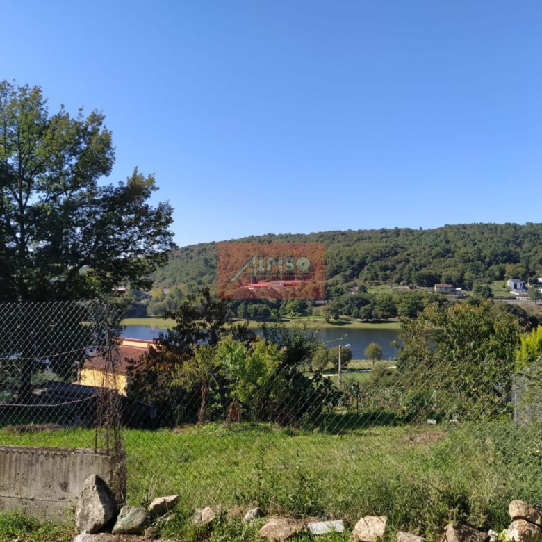 Parcela en Pereiro de Aguiar (O)