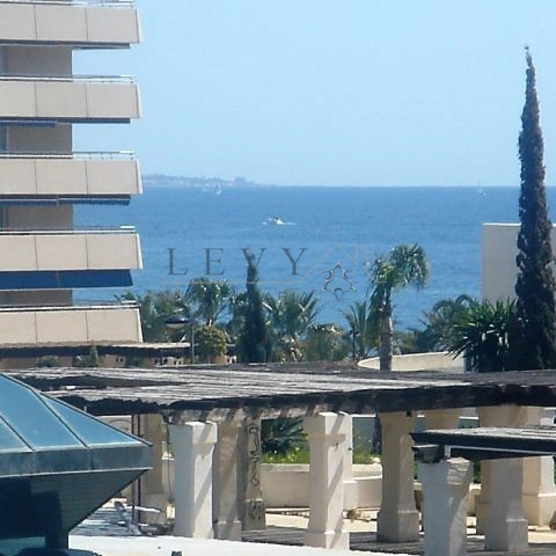 fantastico piso en Puerto Banus