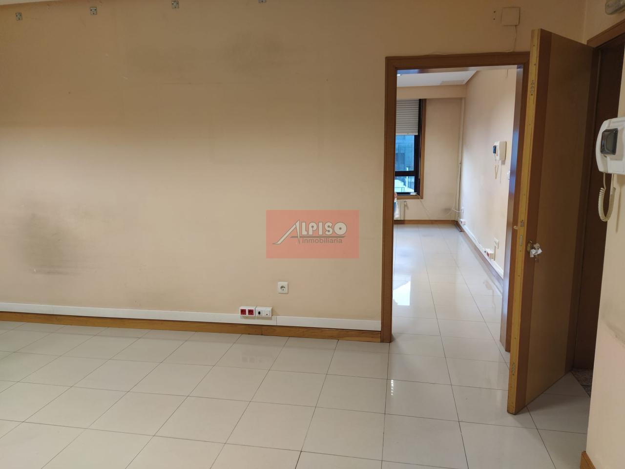 164382436900020708_16438241615 Oficina en Ourense