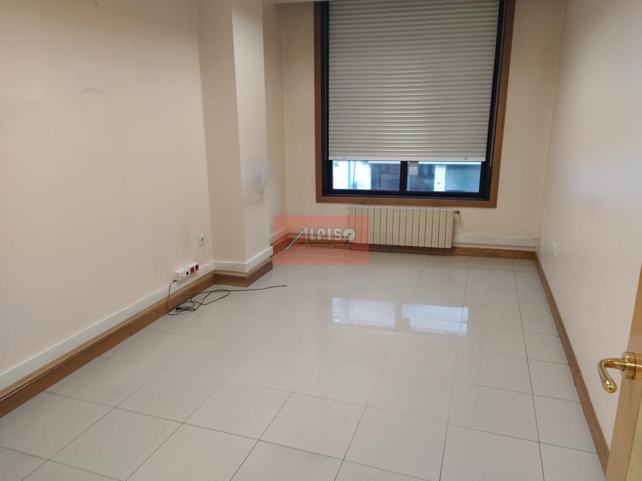 164382437600020708_16438241800 Oficina en Ourense
